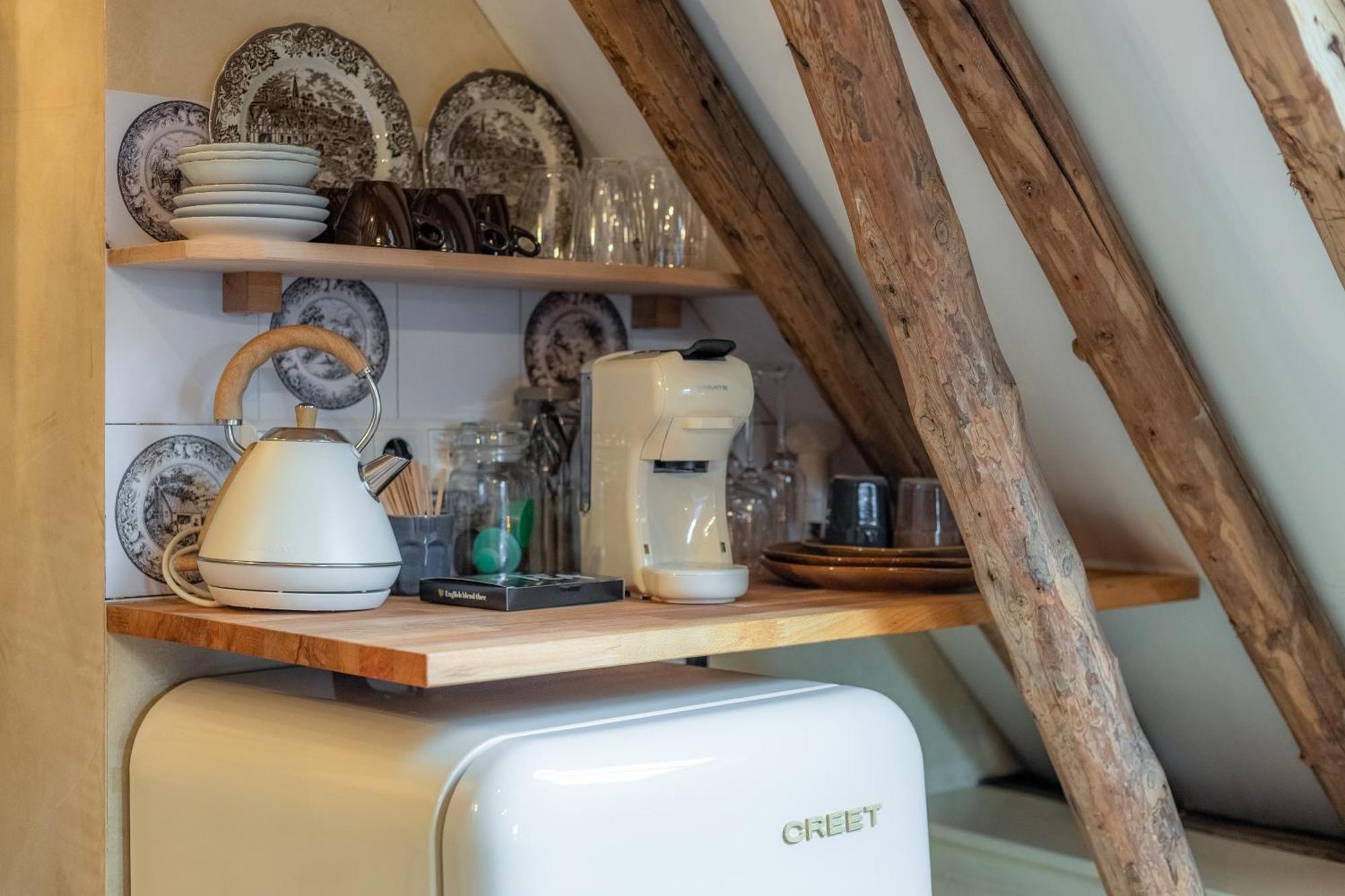 Unieke Bed En Breakfast Met Historisch Verhaal In Ferwert Ferwerd 외부 사진